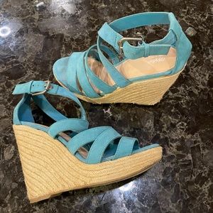 PERFECT Turquoise Espadrilles Wedge